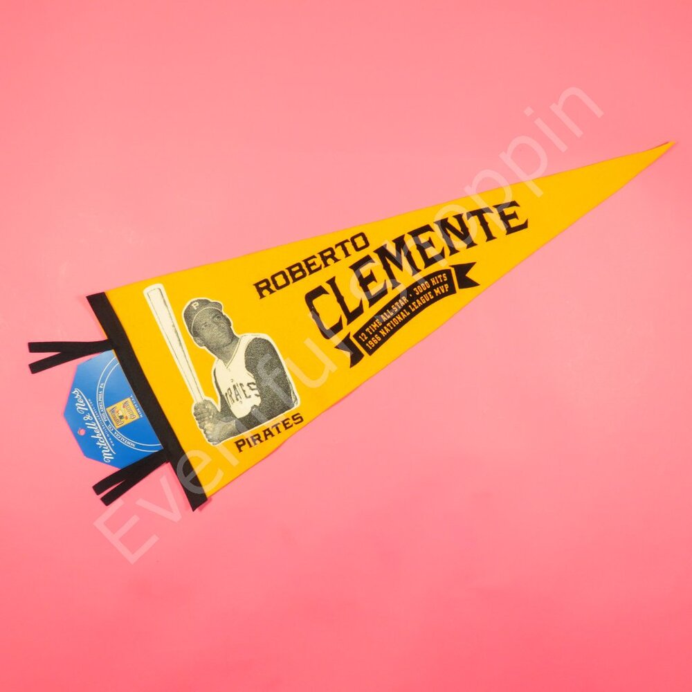 Vintage Mitchell & Ness Roberto Clemente Pennant 12 Time All Star 1966 New